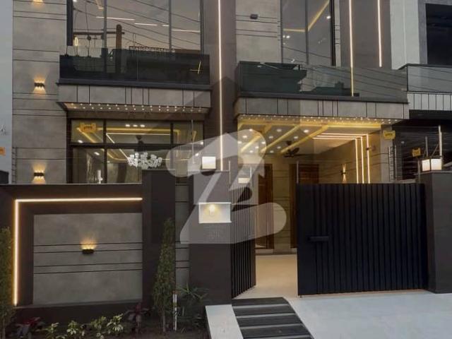 5 Marla Ultra Modern House With 4 Bedrooms Available For Sale In Central Park Housing Scheme Lahore