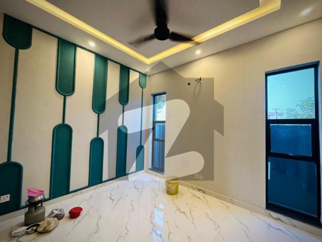 5 marla ultra modern house for sell in dha 9 town