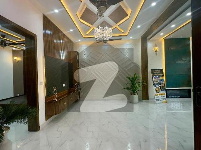 5 Marla Ultra Modern Luxury House For Sale Central Park Block B