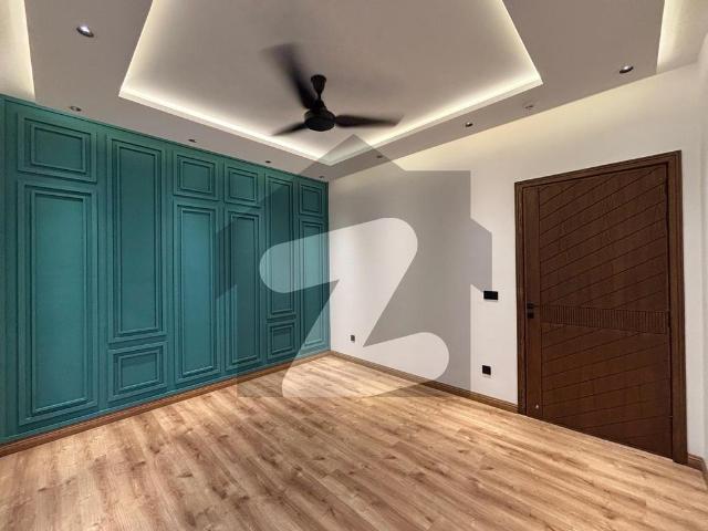 5 marla ultra modern new house for sale at investor rate near to main b block park dha 9 town block b