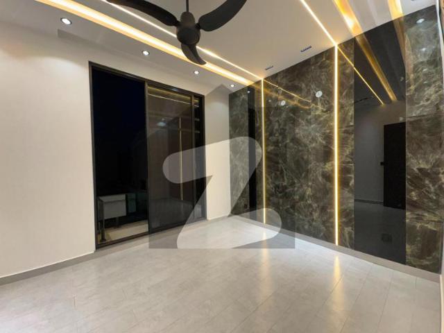 5 marla ultra modren house available for rent in dha 9 town lahore dha 9 town