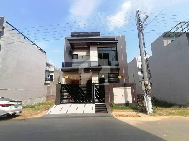 5 Marla Ultra Modren House For Sale