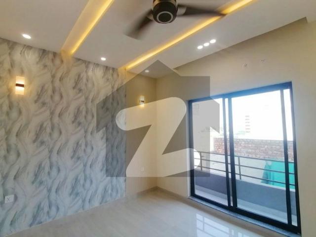 5 Marla Ultra Modren House For Sale Central Park Block B