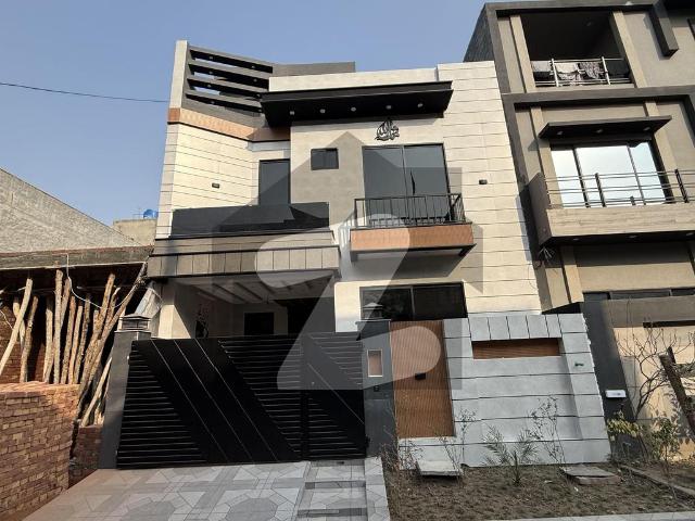 10.25 Marla Ultra Modern House For Sale In Bismillah Housing Scheme