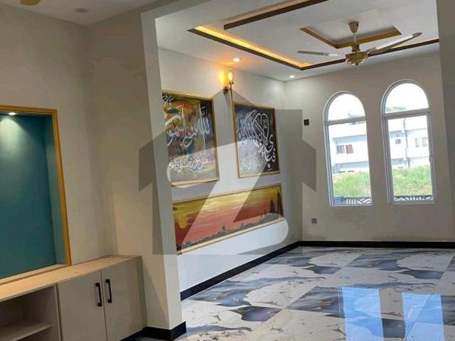 5 Marla Ultra Luxury Brand New House In Demand: Rs 240 Lacs MPCHS Block F