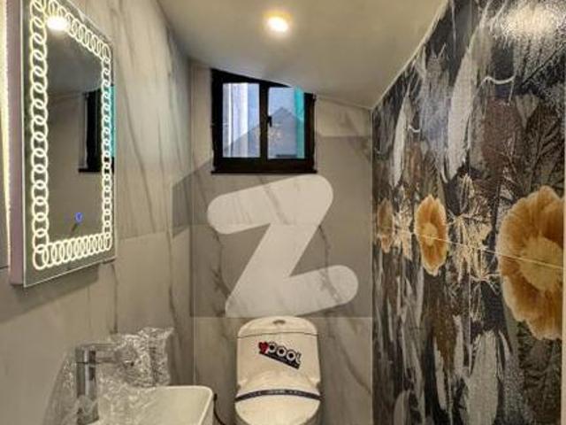 5 Marla Ultra Luxury House Available For Rent At Very Resanable Demand DHA 9 Town