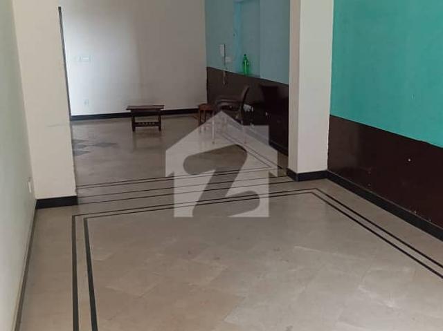 5 marla upper portion available for rent in wapda town phase 1