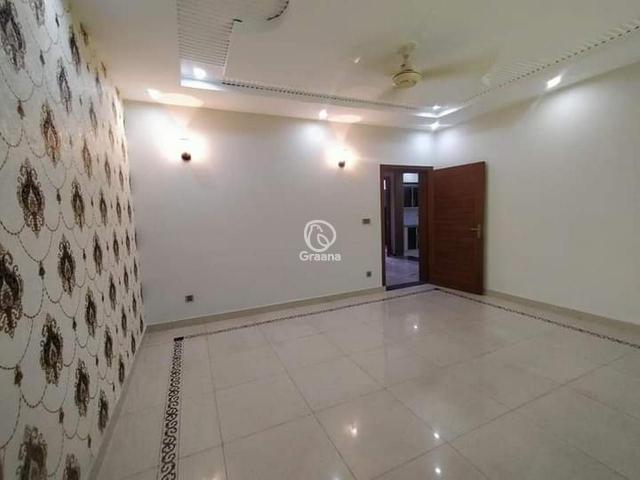 5 Marla Upper portion for Rent