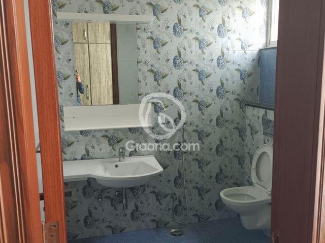 5 Marla Upper portion for Rent
