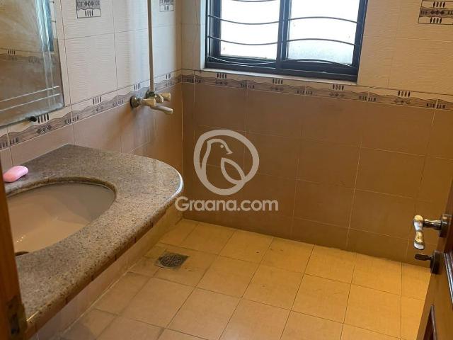 5 Marla Upper portion for Rent