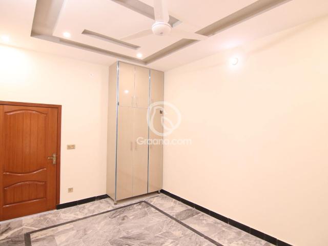 5 Marla Upper portion for Rent