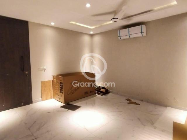 5 Marla Upper portion for Rent