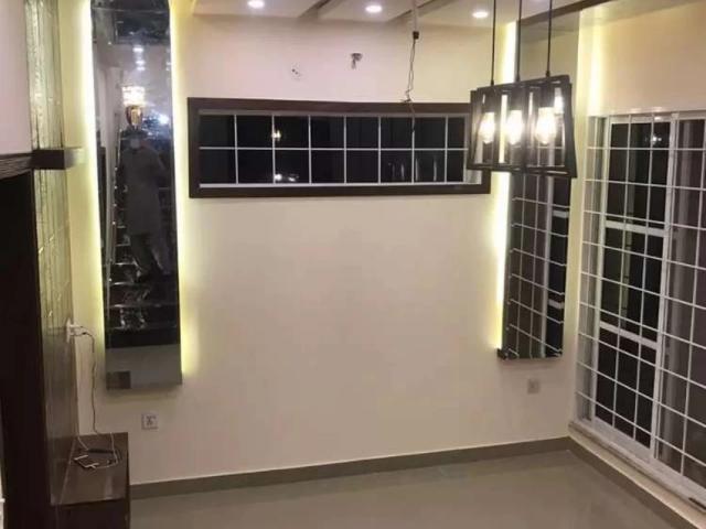 5 Marla upper portion for rent Lahore Jubilee Town ID 09372