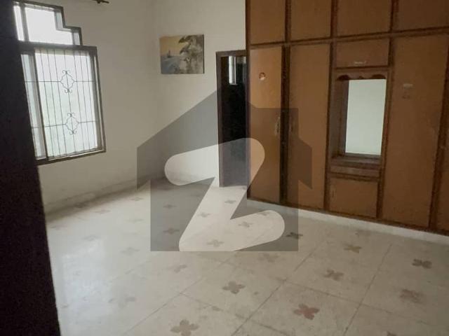 5 Marla Upper Portion On Main Canal Road In 2 Kanal House