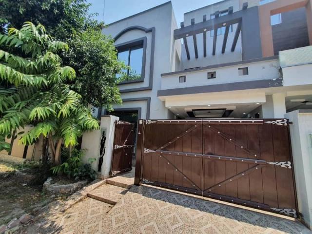 5 marla used double unit house block gardenia bahria town lahore bahria town id 80764