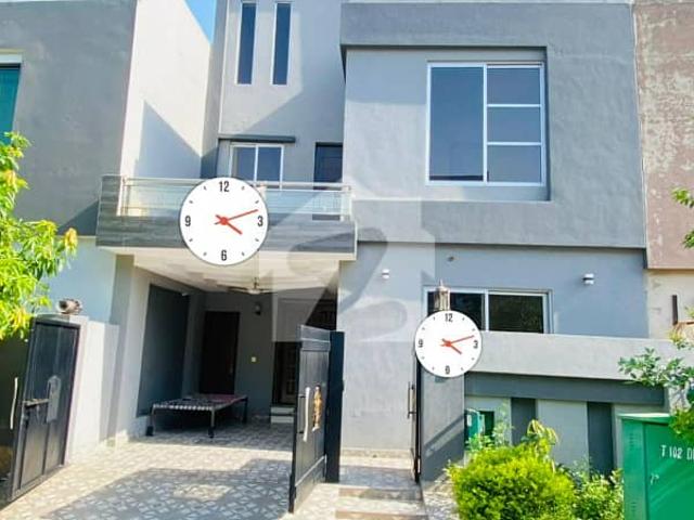 5 Marla Used House Available For Sale Near Mcdonalds In Sector D Bahria Town Lahore