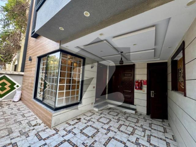 5 Marla Used House For Sale Bahria Town Sector D