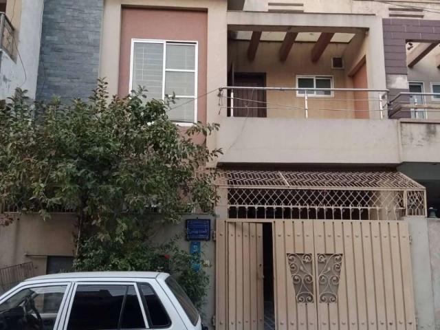 5 Marla Used house in great condition with 4 beds and huge porch Lahore Pak Arab Housing Society ID 56452