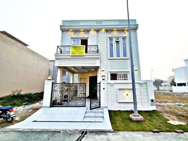 5 marla victorian designed lavish bungalow for sale top of the location lahore dha defence id 89982