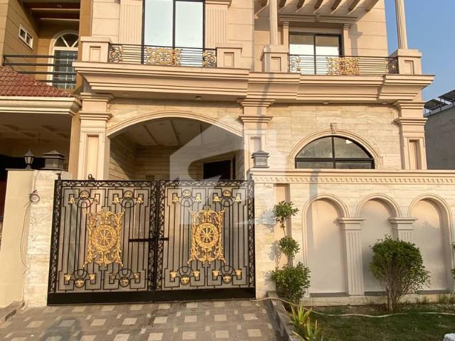 5 Marla Victorian Style House Available For Sale In CITI HOUSING Sargodha Road Faisalabad