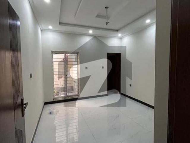 5 marla 1.5 storey 3 bed 4 washrooms near 2 commercial with bore in snoober city society snober city