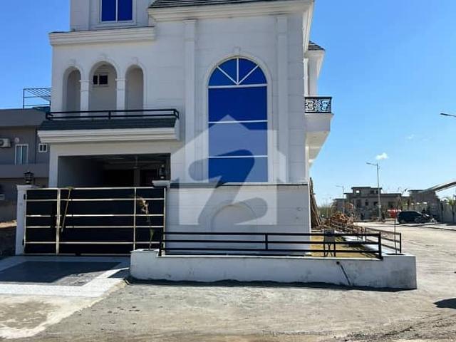 5 Marla 25x50 Corner House For Sale In Block F Mpchs Multi Garden B17 Islamabad