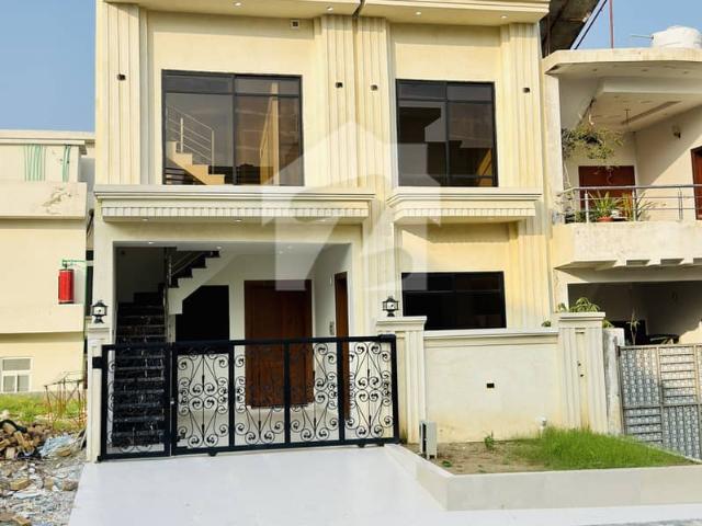 5 Marla 25x50 Double Unit House Available For Sale In Mpchs Multi Garden B17 Block FIslamabad