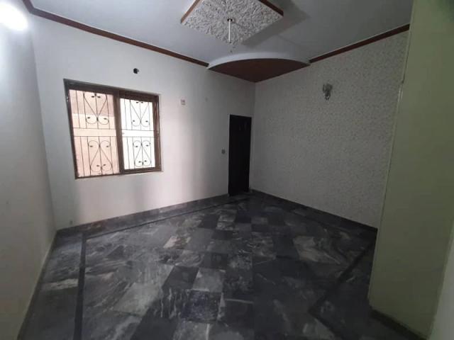 5 marla 2nd floor renovated portion for rent in mustafa town prime location near main multan road, lhr. Lahore mustafa town id 91718