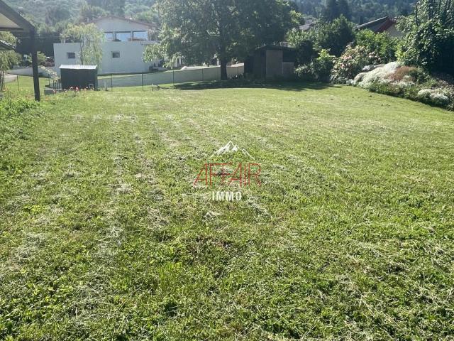 5 min douane de CROIX DE ROZON COLLONGES S/S