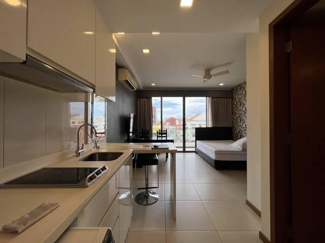 5 mins Aljunied MRT, Avant Residence studio, furnished, flexi lease term