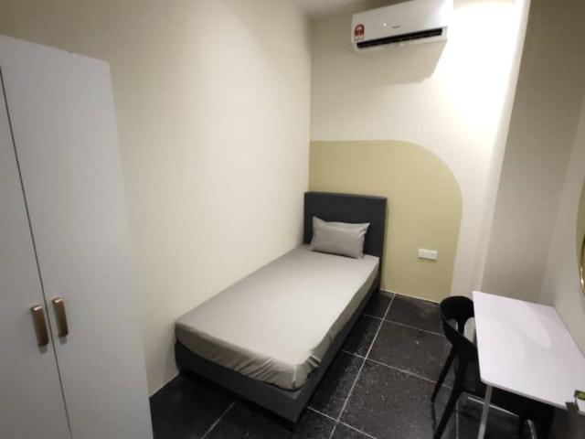 5 mins walk to lrt masjid jamek | limited time offer