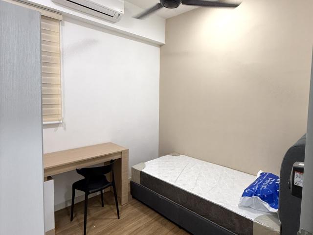 5 mins walk to mrt/lrt malurinew furnished unitsingle room, at m vertica kl city residences, cheras