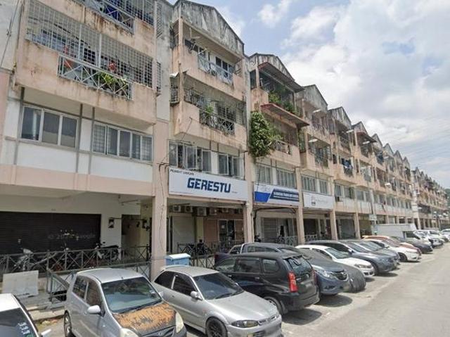 5 mins to Aeon Equine Walk Apartment