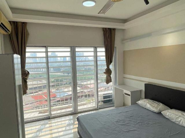 5 Mins to LRT Kinrara BK5 | Fully Furnished Room for Rent!