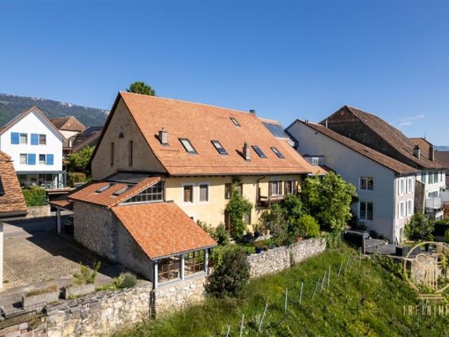5 MINUTEN VON ORBE – Wunderschönes Bauernhaus, komplett renoviert in Rances