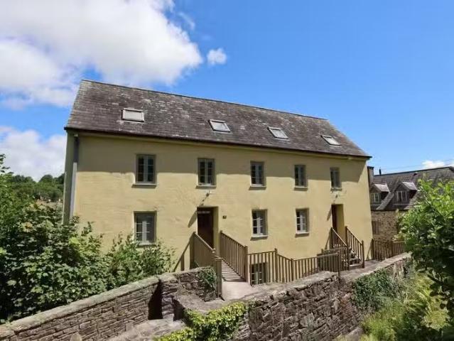 5 Old Mill, Brownsmills, Kinsale, Co. Cork, P17H831 is for sale