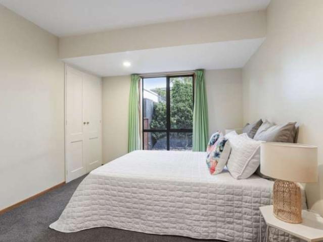 5 Abbotts Place, Avonhead, Christchurch City