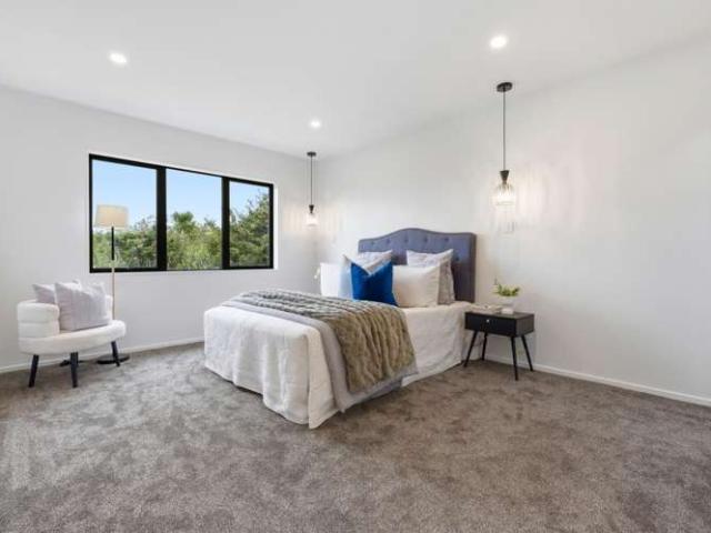 5 Airini Road, Silverdale, Rodney