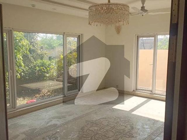 Brand New Brig House Five Beds For Urgent Rent In