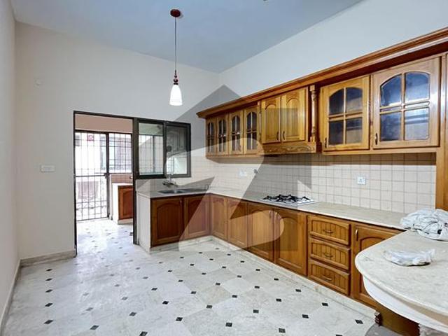 5 bed full house available for rent in F11 F 11