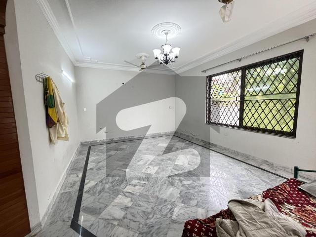 5 Bed Full House Available For Rent In G10 G 10