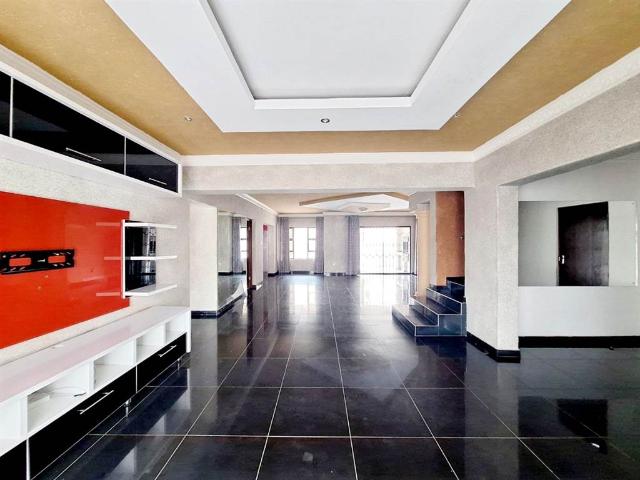 5 Bed House in Drum Rock