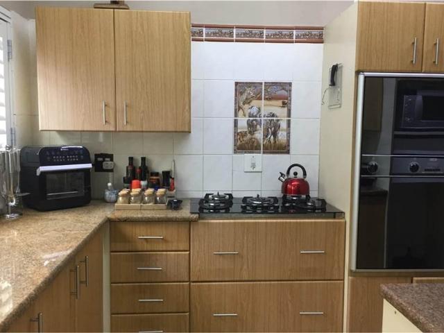 5 Bed House in Gonubie