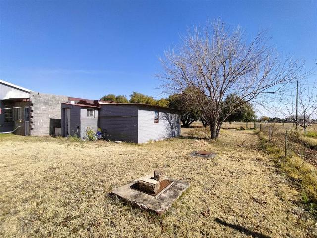 5 Bed House in Jan Kempdorp