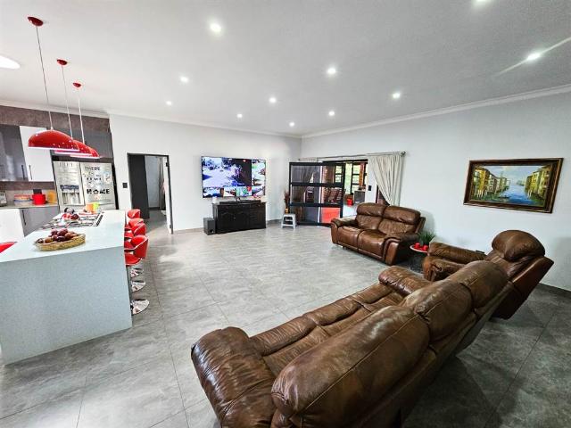 5 Bed House in Randfontein