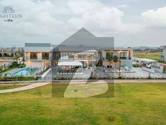 5 bed luxurious pent house golf course view available for sale in eighteen islamabad
