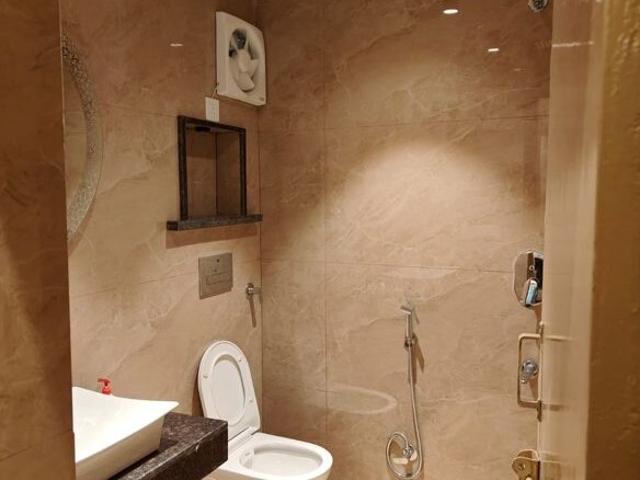 5 Bedroom 300 Sq.Yd. Builder Floor in Greater Kailash Delhi Listing ID: #10283
