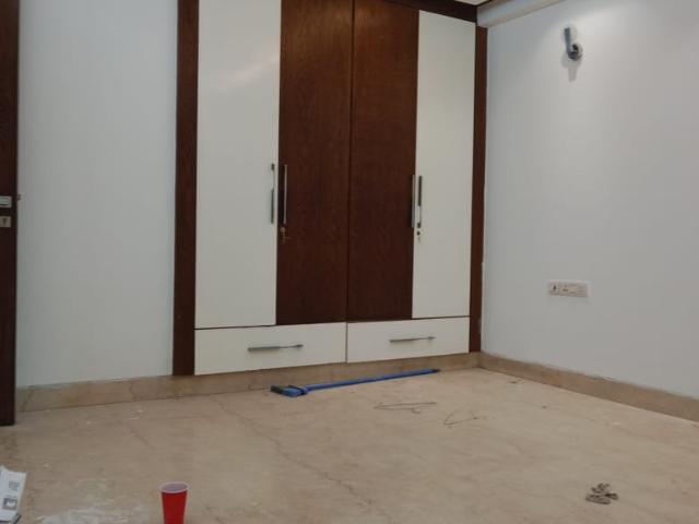 5 Bedroom 500 Sq.Yd. Independent House in Maharani Bagh Delhi Listing ID: #9921