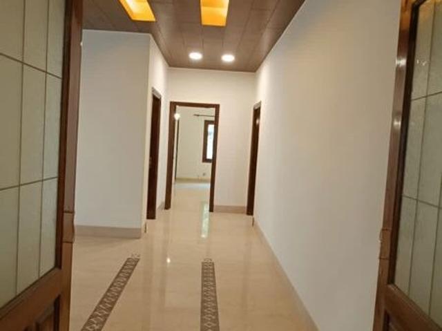 5 Bedroom 800 Sq.Yd. Builder Floor in Panchsheel Park Delhi Listing ID: #10010