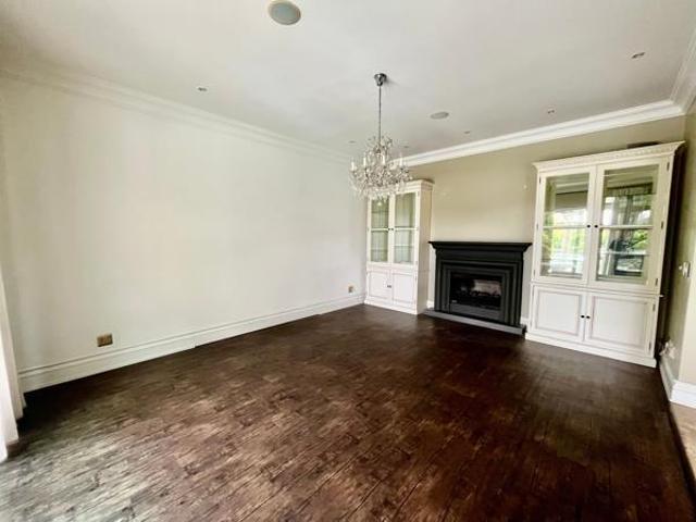 5 Bedroom Cluster in Sandhurst